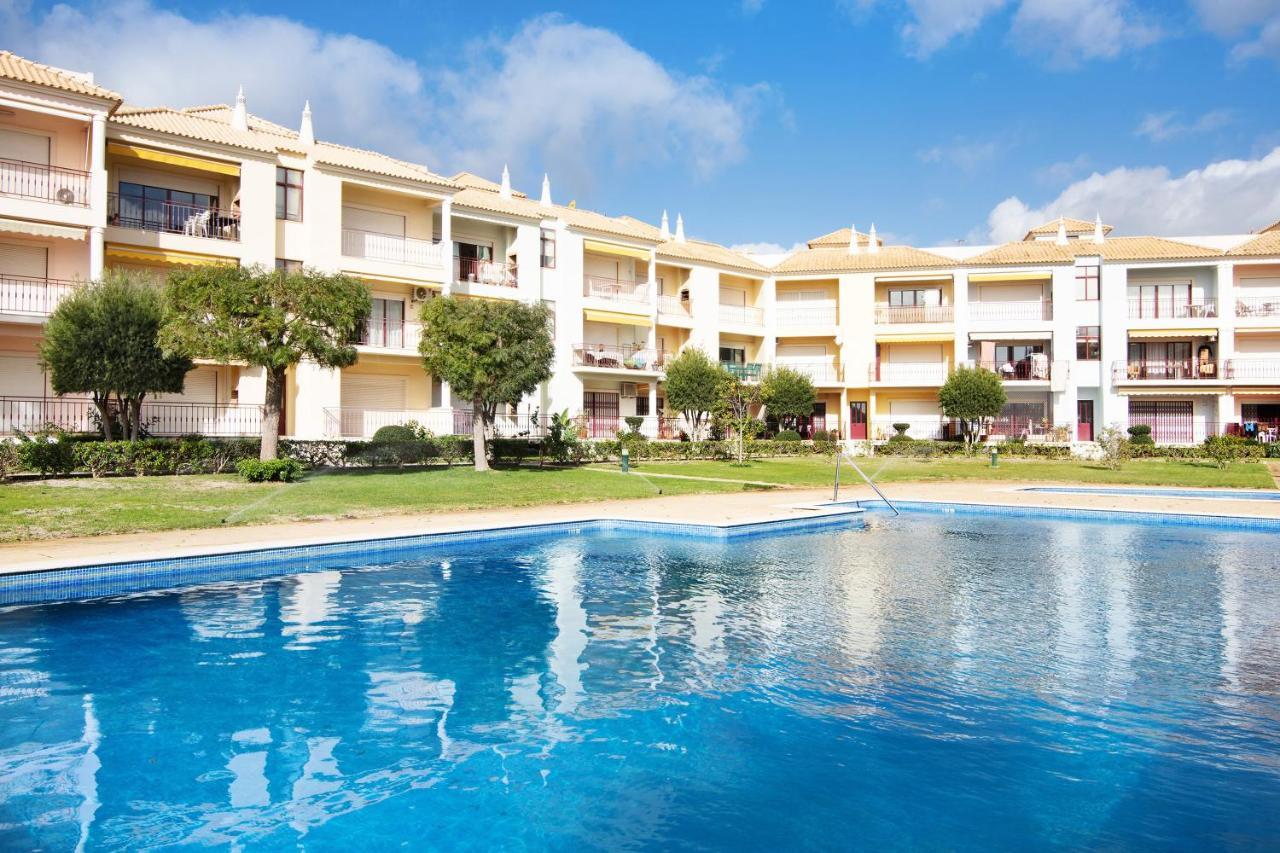 Columbus Beach Apartment Quarteira Dış mekan fotoğraf