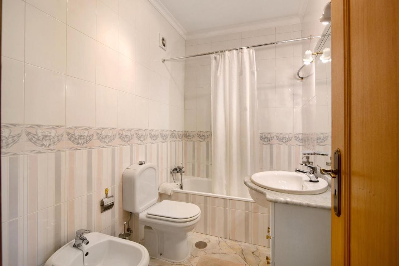 Columbus Beach Apartment Quarteira Dış mekan fotoğraf