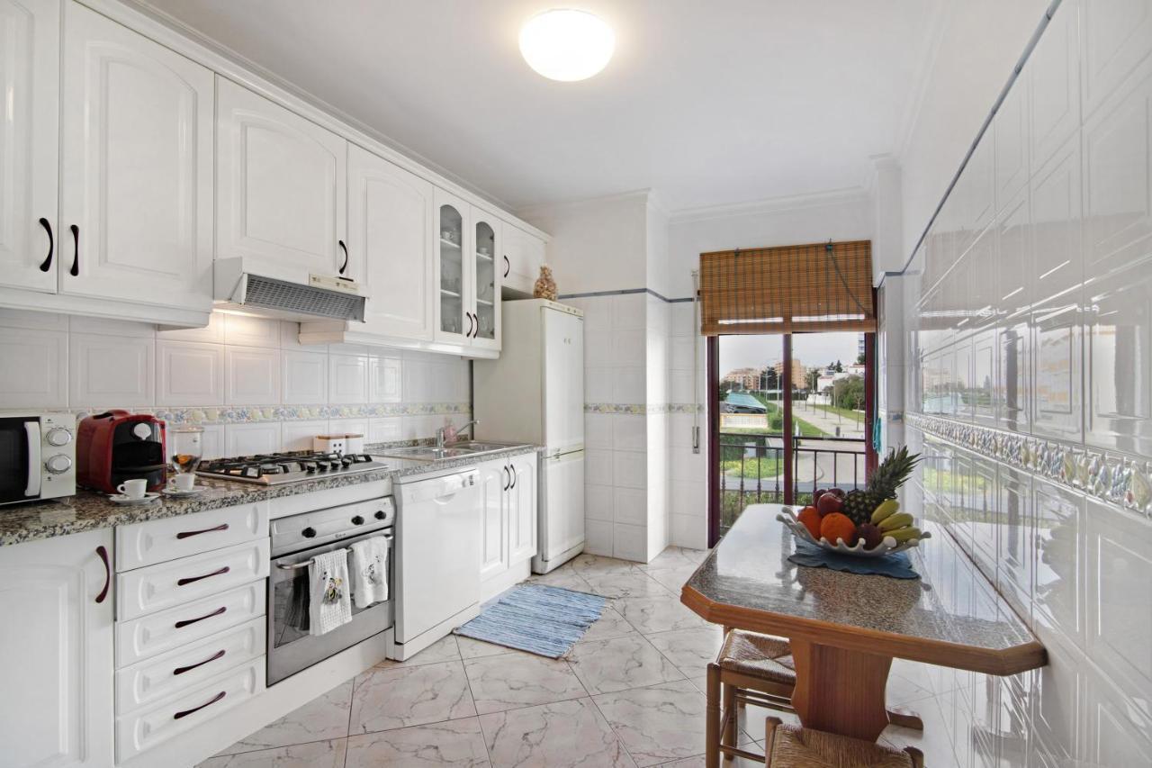 Columbus Beach Apartment Quarteira Dış mekan fotoğraf