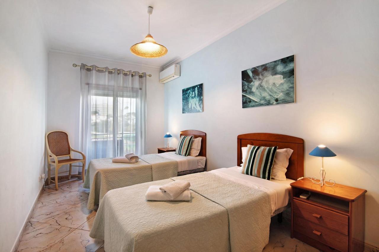 Columbus Beach Apartment Quarteira Dış mekan fotoğraf